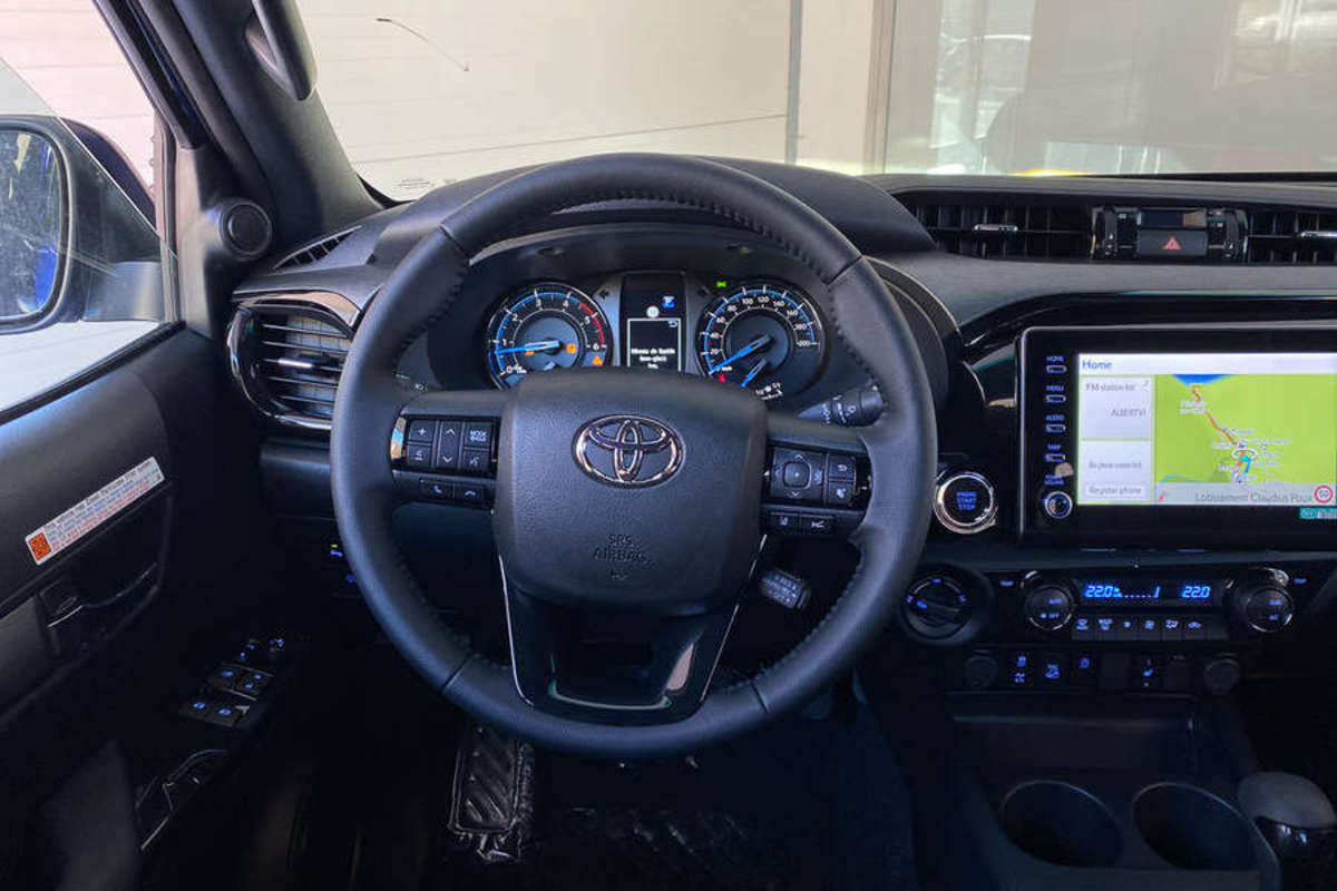 Toyota Hilux - X-TRA D-4D 204 BVA INVINC