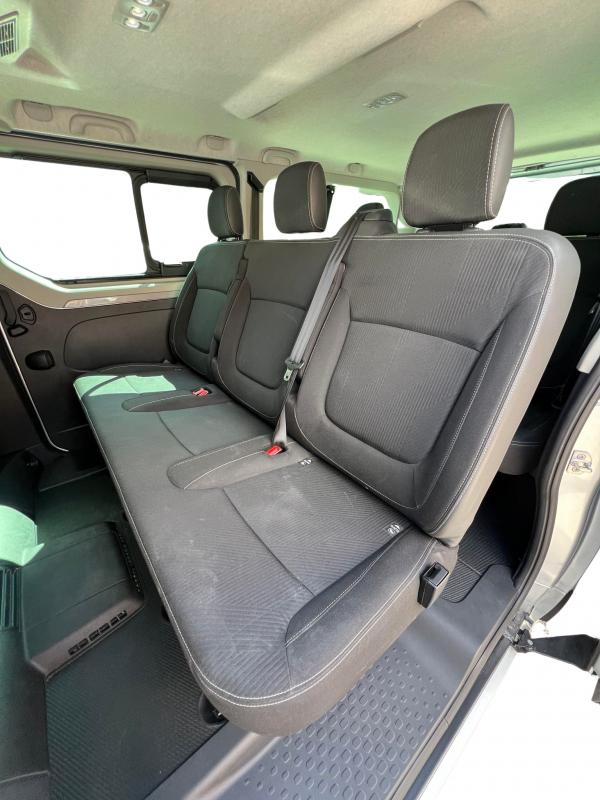 Renault Trafic - III DCI 150 BOITE AUTO 9 PLACES